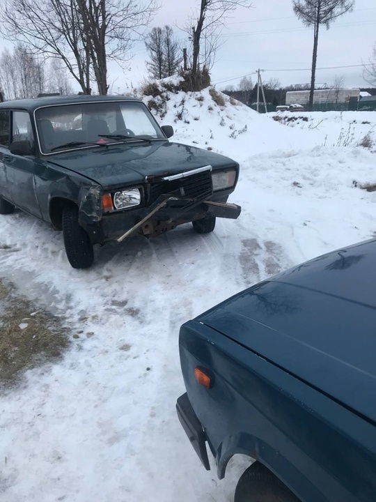 Ваз 2107
2004 год
Карб
Вытянуть фартук
Радиатор не