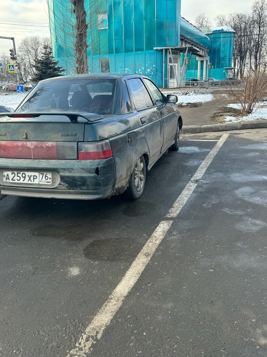 Продам ваз 2110, мотор хороший (2)