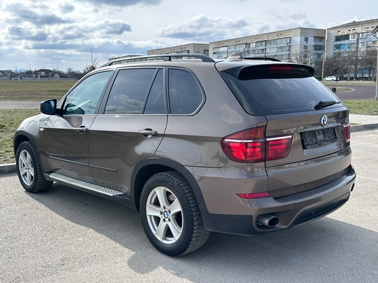 BMW X5 3 л. дизель (6)