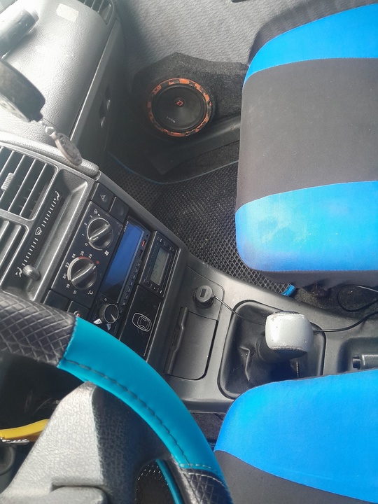Автомобиль: 2112
Город осмотра: ярославаль 
Год:
