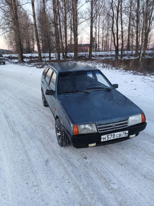 Автомобиль на ходу, сел поехал. (1)
