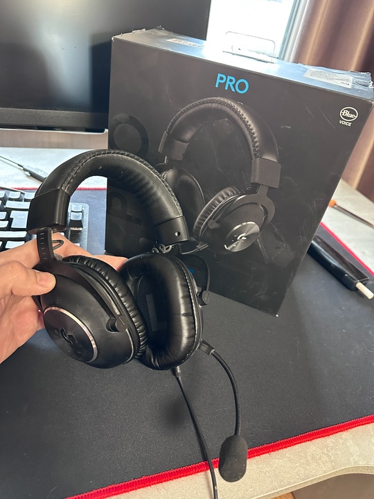 Logitech G PRO X
Состояние идеал,