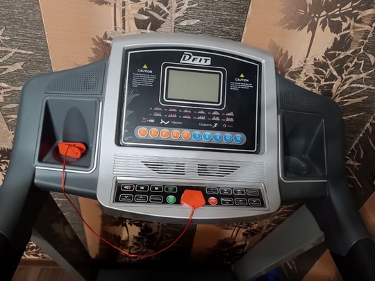 Продам беговую дорожку Dfit Optima