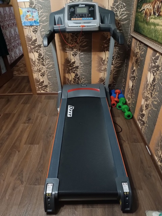 Продам беговую дорожку Dfit Optima (2)