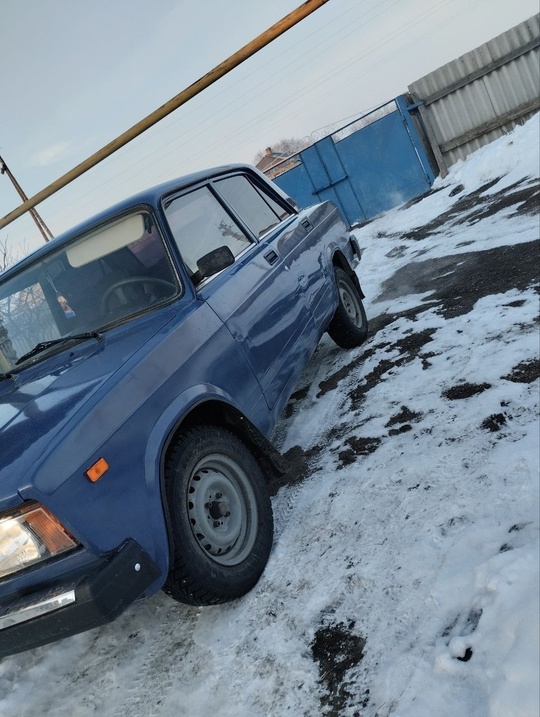 Продам 2107 в хорошем состоянии (3)