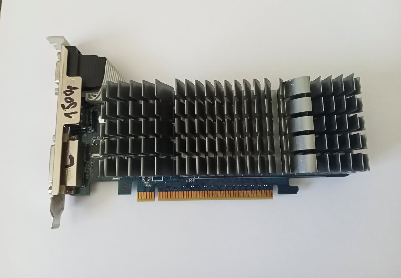 Продам видеокарту Asus GeForce 210,1гб,в (1)
