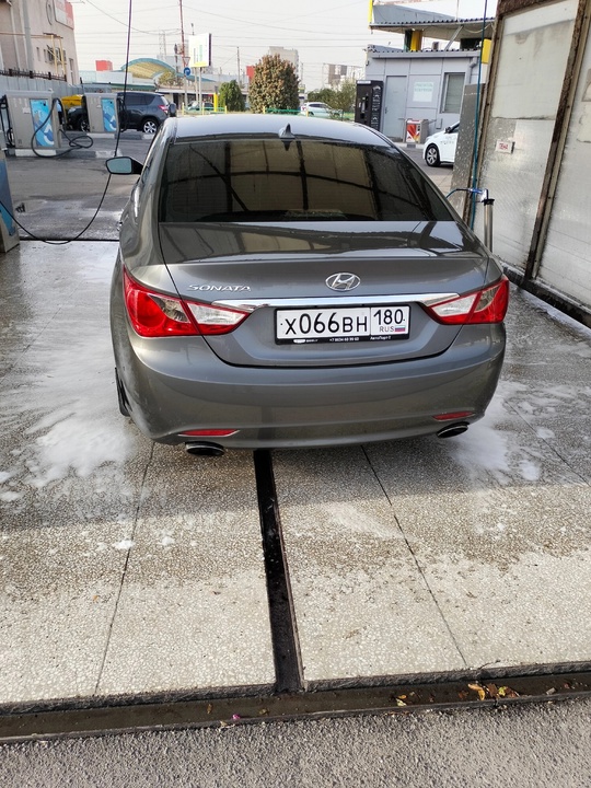 Продам HYUNDAI SONATA 2010г.в 2.4 (1)