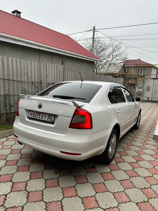 1 120 000 Автомобиль в (4)