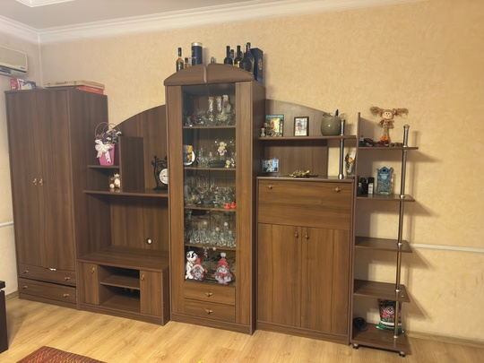 Продам спальный гарнитур 20000, стенка (4)