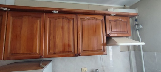 Продам: 
Двухспальная кровать 2м*1,6м + (3)