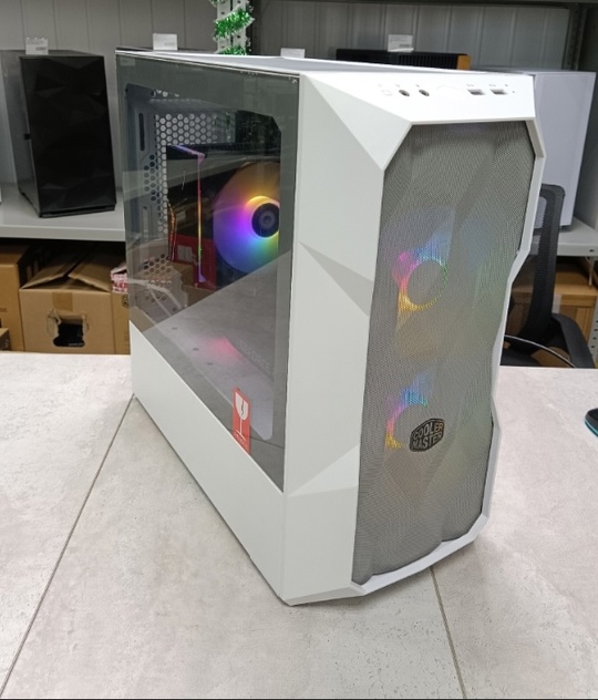 Игровой 16-типоточный системный блок (AMD (1)