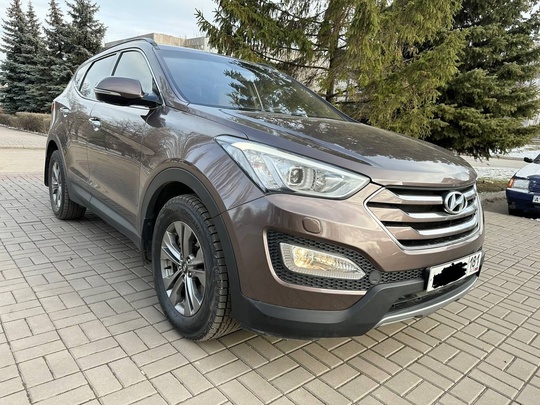 Продам-Hyundai Santa Fe|156 700 км
2014г (2)