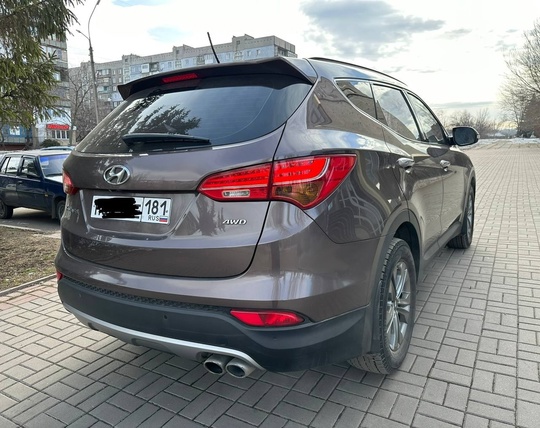 Продам-Hyundai Santa Fe|156 700 км
2014г (3)