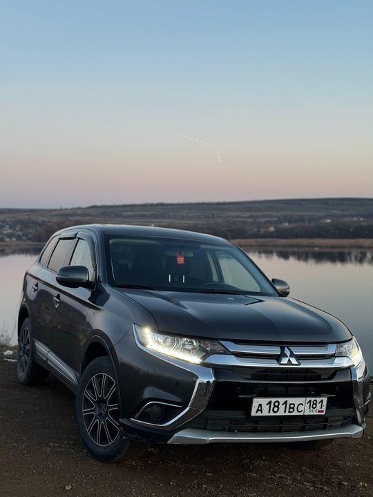 ✅Продам Mitsubishi Outlander 2015 года