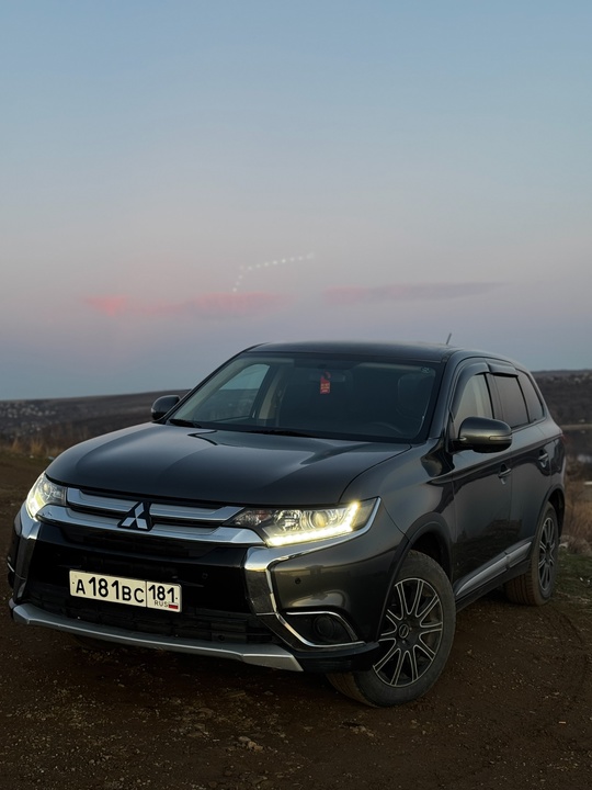✅Продам Mitsubishi Outlander 2015 года (2)