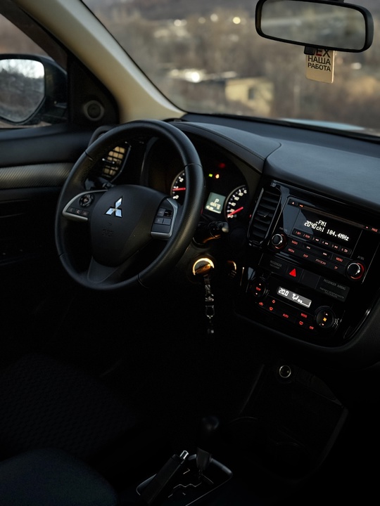 ✅Продам Mitsubishi Outlander 2015 года (7)