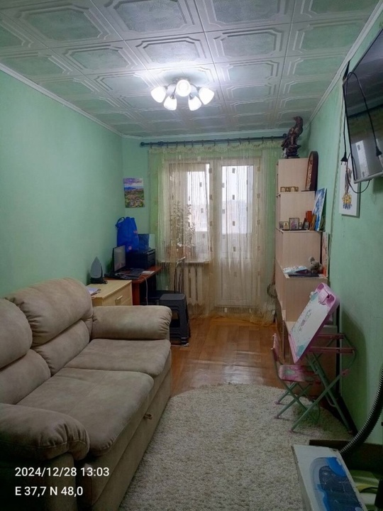 Продается 3 - х комнатная (2)