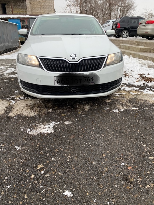 SKODA RAPID 2018 год, 1,6 (2)