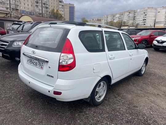Lada Priora 2010 год
1.6  (1)