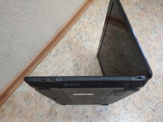Продам производительный ноутбук Packard Bell (4)