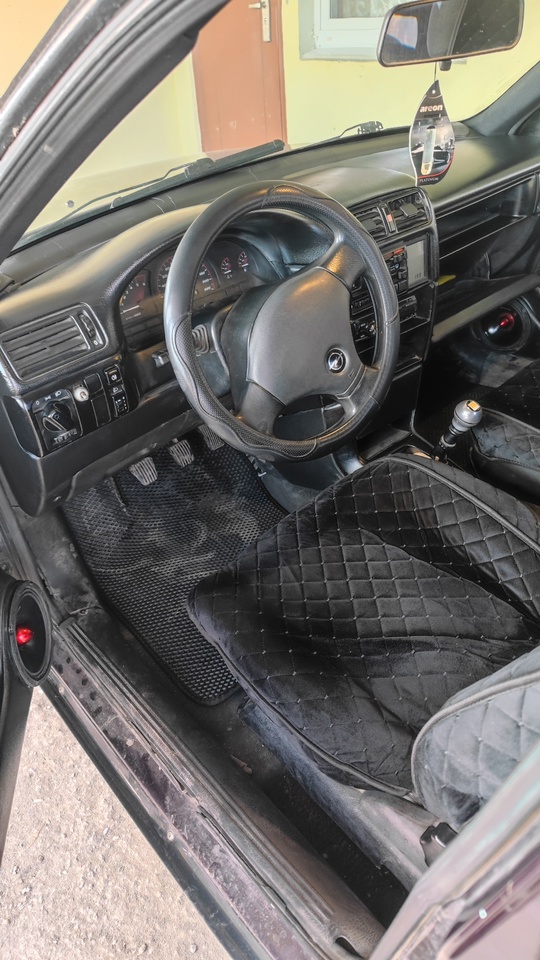 Продам Opel Vectra A. Объём (3)