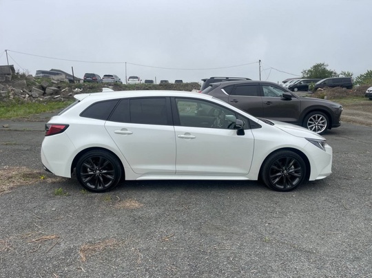 Toyota Corolla 1.8 CVT, 2022, (2)