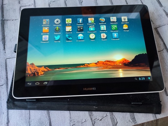 Huawei MediaPad 10 Link.
Полноценный планшет