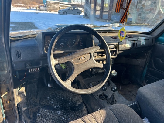 Нива 2131
1996 год
85 тыс цена (4)