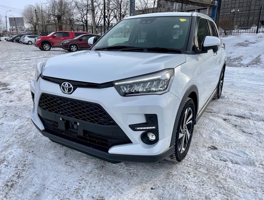 Toyota Raize 1.0 CVT, 2021,
