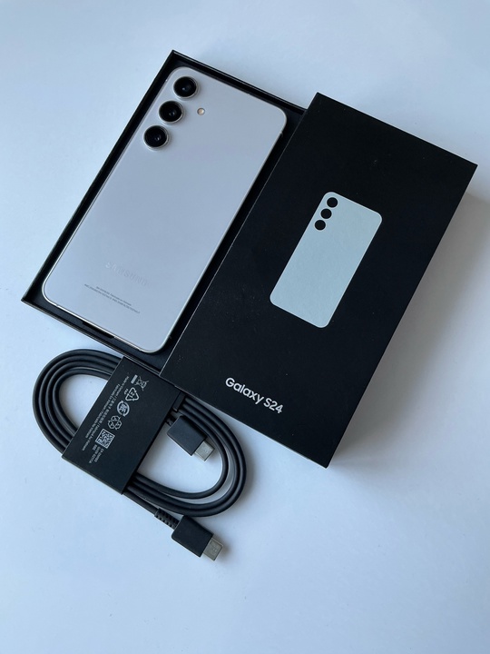 Samsung Galaxy S24  8/128гиг.Состояние (3)