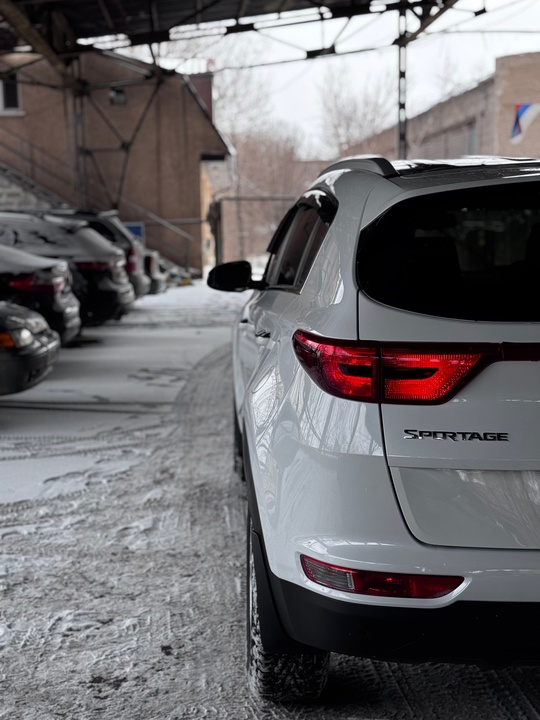 Продам Kia Sportage 2016, в (4)