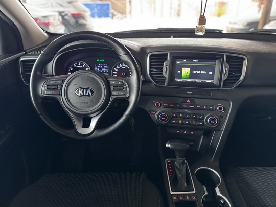 Продам Kia Sportage 2016, в (9)