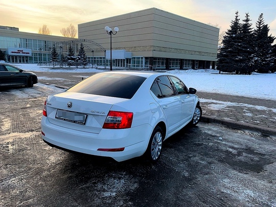 Продам Skoda Octavia A7 2014 (4)