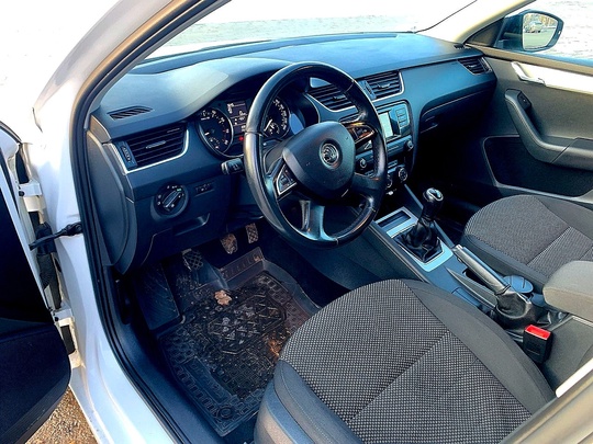 Продам Skoda Octavia A7 2014 (6)
