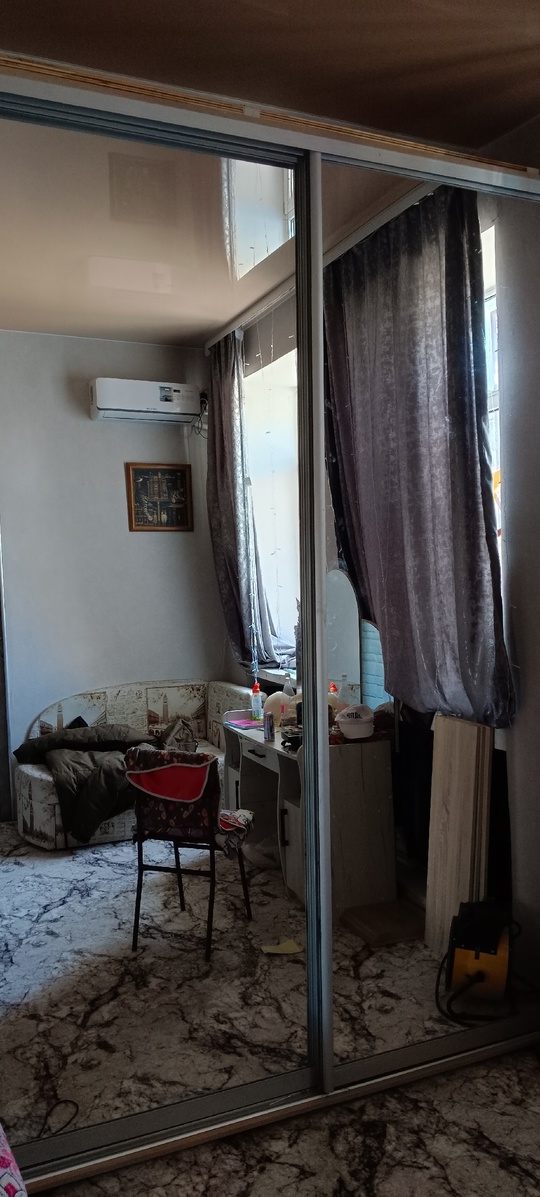 Продам шкаф купе. Состояние на (2)