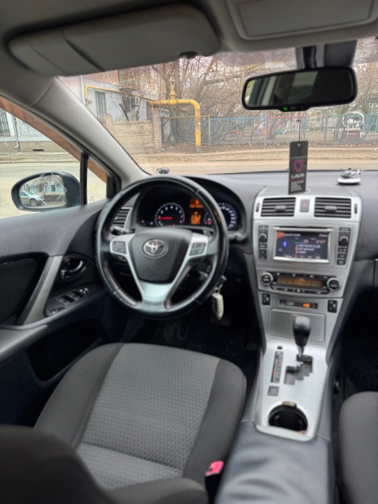 Продам тайоту авенсис 2012 год
-Мотор (5)