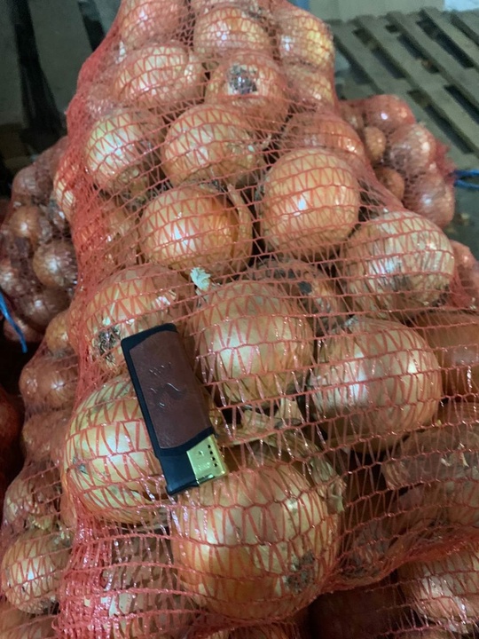 Продам лук 33р/кг от 500кг. (1)