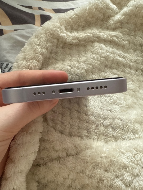 Продам IPhone 14 128 гб (4)
