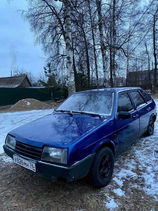 2109
2002 г
продам 
по кузову в