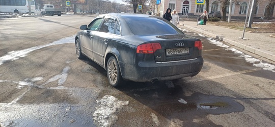 Продам ауди а4 б7 2005 (2)