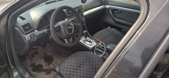 Продам ауди а4 б7 2005 (5)