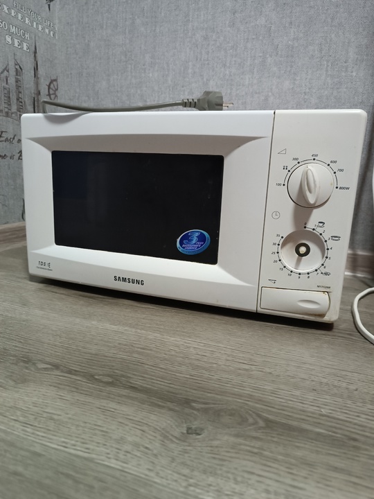 Продам микроволновую печь, Samsung, 20л,