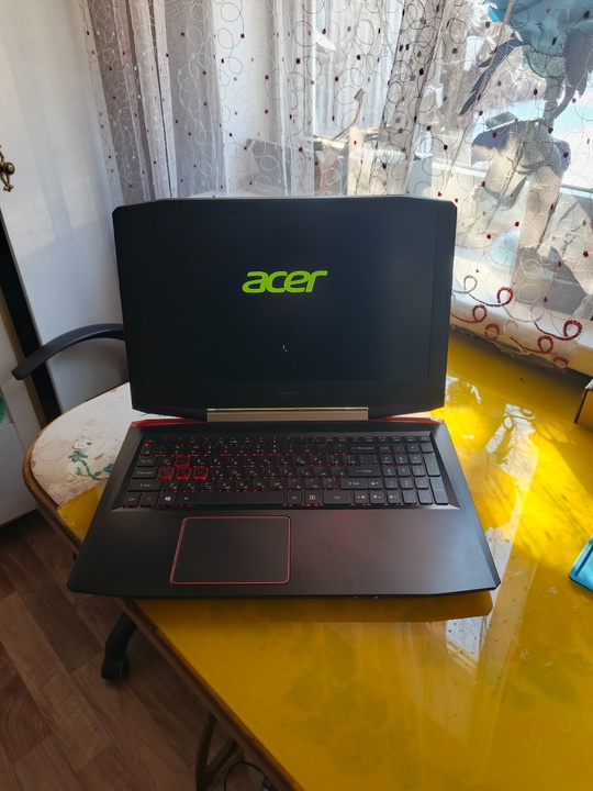 Продам ноутбук Acer aspire vx5