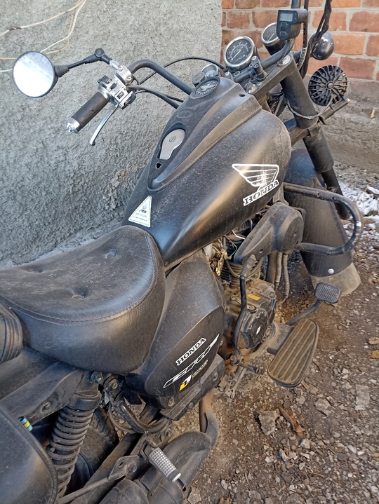 Продам Китай 250кубов 
На ходу (2)