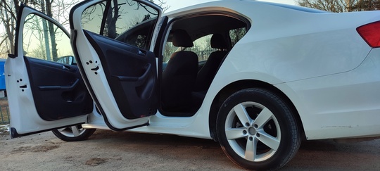 В продаже Volkswagen jetta 2014 (6)