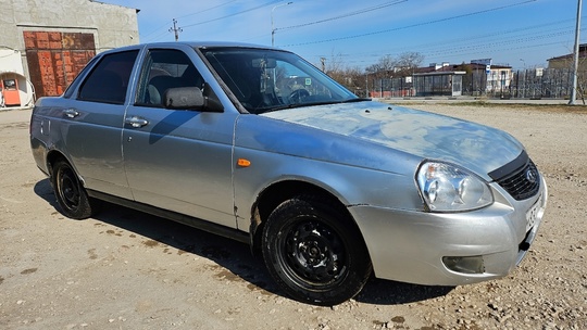 200 000 руб. ПРОДАМ приору (4)