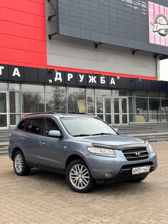 ПРОДАЖА-(РАССРОЧКА)-Кредит.
Hyundai Santa Fe 4WD 
Оснащен (1)