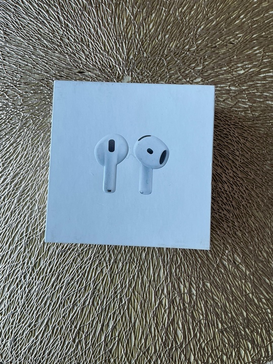 Наушники Apple Аирподс 4.Цена 13 (4)