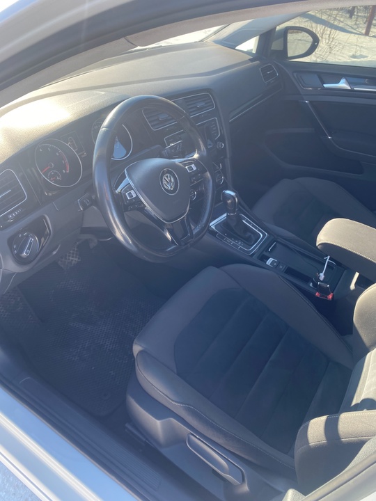 Golf MK7 1.4 TSI 2013г.
Пробег: (6)