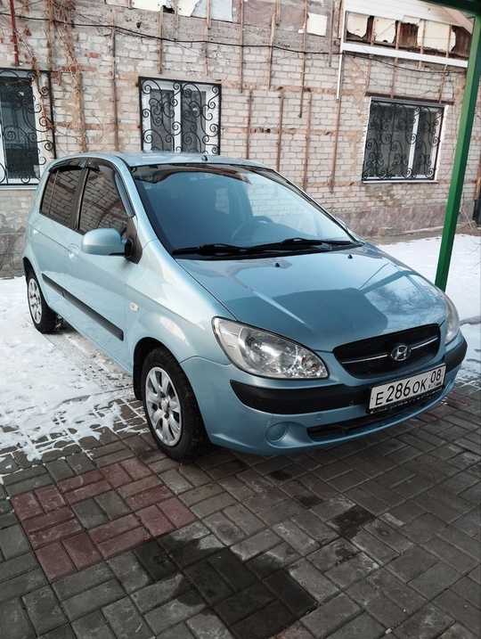 2008 год выпуска.
200т. Км пробег
Двигатель